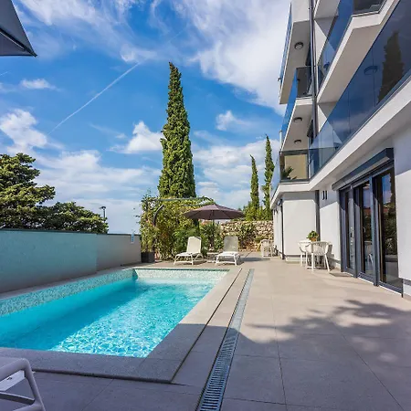 Modernes 500 Meter Zum Sandstrand Apartment